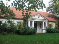 Dwór w Piekarach