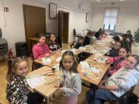 Ferie zimowe z Izbami Pamięci - w rytmie pozytywki i rodzinnej twórczości